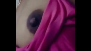 Deshi tamil aunty boobs show