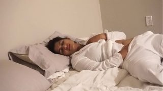 Desi Bhabi fucks herself in bed – Maya