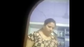 Mature desi indian aunty